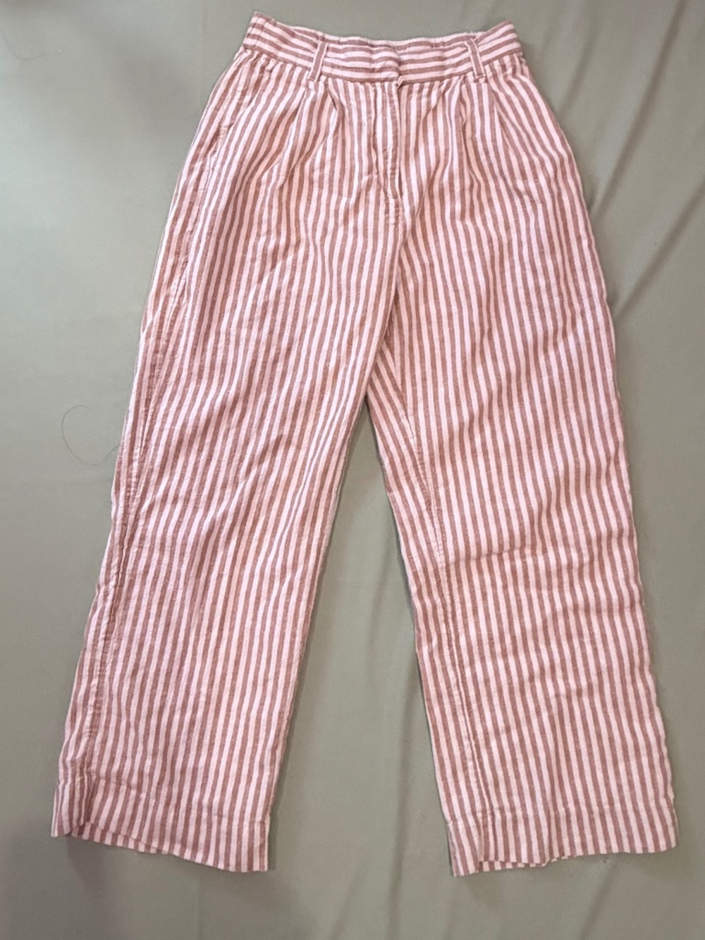 Abercrombie & Fitch Linen Cotton pants - Small Short